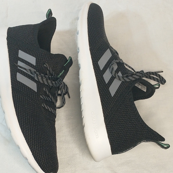 Adidas EUC Ladies Size 10 Black and Gray Nylon Cloud foam Sneakers - Picture 4 of 8